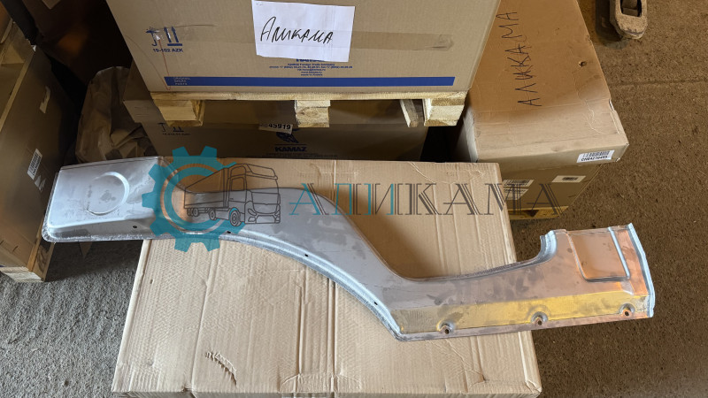 Порог кабины наружный левый